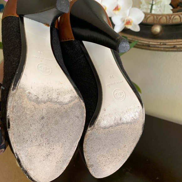 CHANEL pumps this are a must. Size 8. - Picture 7 of 12